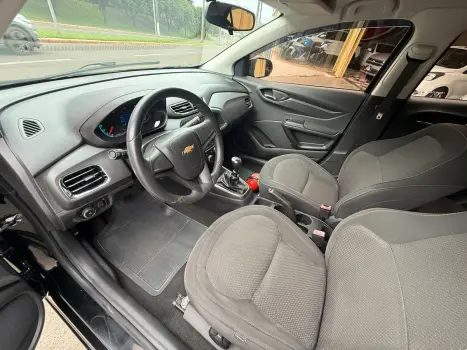 CHEVROLET Onix Hatch 1.4 4P FLEX LTZ, Foto 7