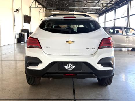 CHEVROLET Onix Hatch 1.4 4P FLEX ACTIV AUTOM�TICO, Foto 4
