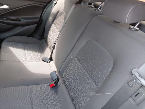 CHEVROLET Onix Hatch 1.0 12V 4P FLEX LT TURBO AUTOM�TICO, Foto 10