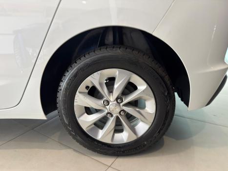 CHEVROLET Onix Hatch 1.0 12V 4P FLEX LT TURBO AUTOM�TICO, Foto 8