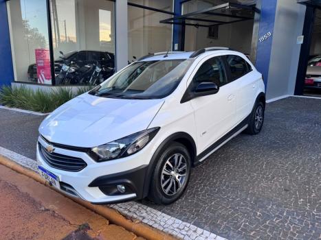 CHEVROLET Onix Hatch 1.4 4P FLEX ACTIV, Foto 2