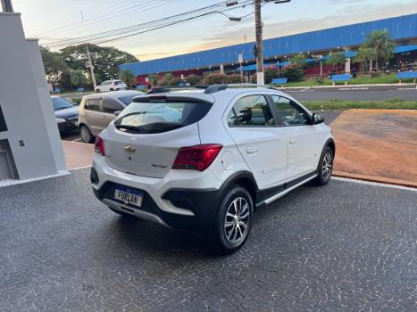 CHEVROLET Onix Hatch 1.4 4P FLEX ACTIV, Foto 3