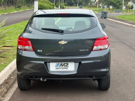 CHEVROLET Onix Hatch 1.0 4P FLEX LT, Foto 12