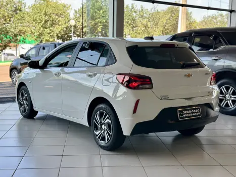 CHEVROLET Onix Hatch 1.0 12V 4P FLEX LT TURBO, Foto 4