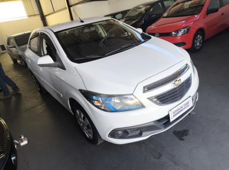 CHEVROLET Onix Hatch 1.4 4P FLEX LT, Foto 8