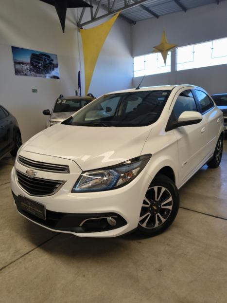 CHEVROLET Onix Hatch 1.4 4P FLEX LTZ, Foto 4