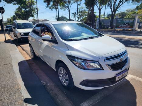 CHEVROLET Onix Hatch 1.4 4P FLEX LT, Foto 8