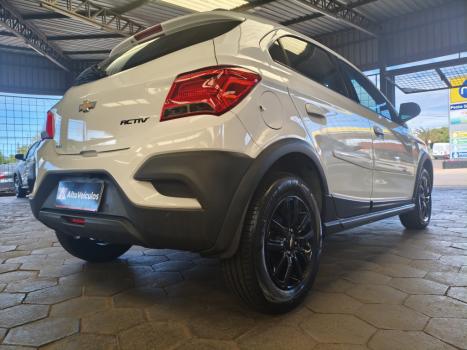 CHEVROLET Onix Hatch 1.4 4P FLEX ACTIV AUTOM�TICO, Foto 15