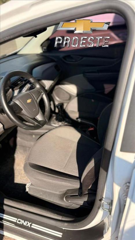 CHEVROLET Onix Hatch 1.0 4P FLEX JOY, Foto 4