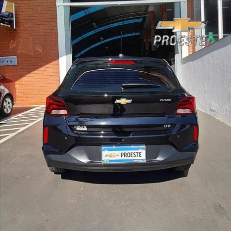 CHEVROLET Onix Hatch 1.0 4P FLEX LTZ TURBO AUTOM�TICO, Foto 8