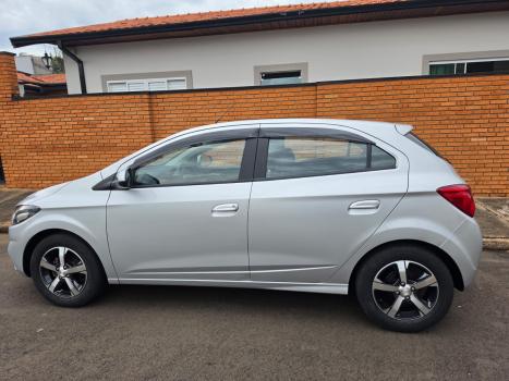 CHEVROLET Onix Hatch 1.4 4P FLEX LTZ AUTOM�TICO, Foto 4