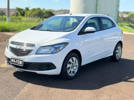 CHEVROLET Onix Hatch 1.4 4P FLEX LT, Foto 3