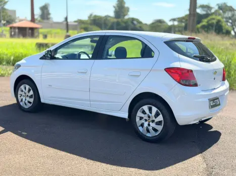 CHEVROLET Onix Hatch 1.4 4P FLEX LT, Foto 9