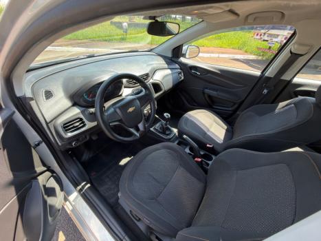 CHEVROLET Onix Hatch 1.4 4P FLEX LTZ, Foto 7