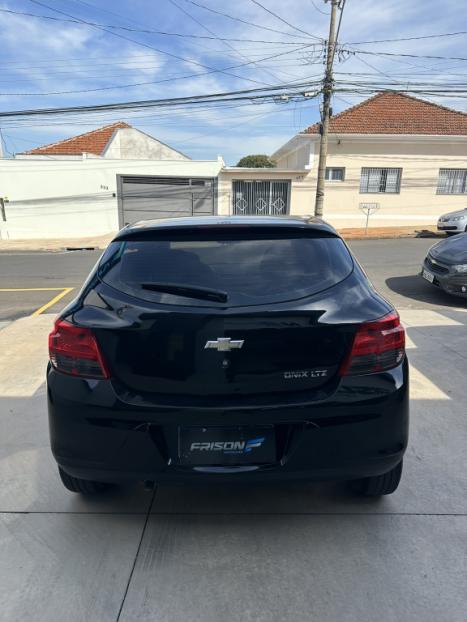 CHEVROLET Onix Hatch 1.4 4P FLEX LTZ AUTOM�TICO, Foto 5