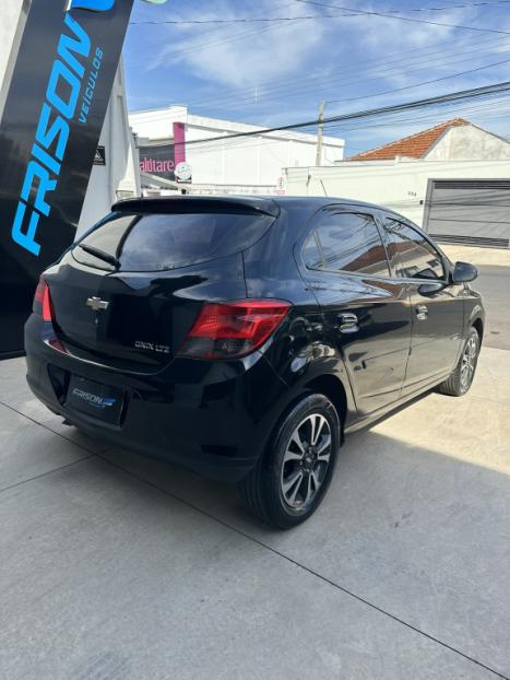 CHEVROLET Onix Hatch 1.4 4P FLEX LTZ AUTOM�TICO, Foto 6