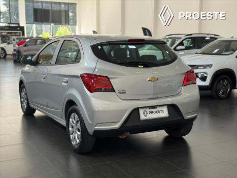 CHEVROLET Onix Hatch 1.0 4P FLEX LT, Foto 4