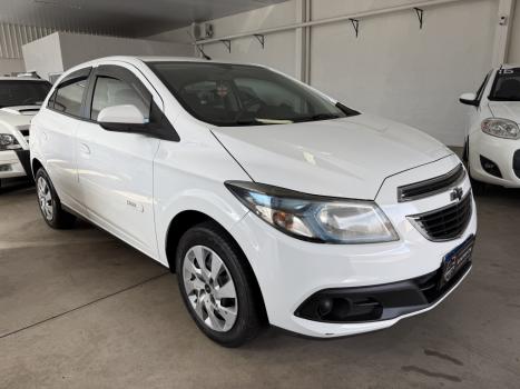 CHEVROLET Onix Hatch 1.4 4P FLEX LT, Foto 3