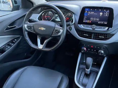 CHEVROLET Onix Hatch 1.0 12V 4P FLEX PREMIER TURBO AUTOM�TICO, Foto 11