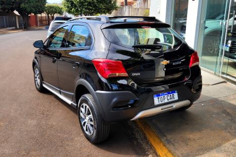 CHEVROLET Onix Hatch 1.4 4P FLEX ACTIV, Foto 3