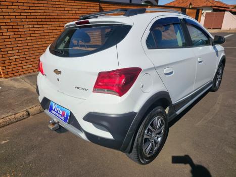 CHEVROLET Onix Hatch 1.4 4P FLEX ACTIV AUTOM�TICO, Foto 6