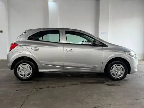 CHEVROLET Onix Hatch 1.0 12V 4P FLEX LT, Foto 4