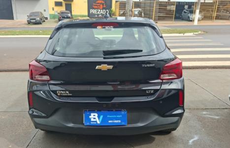 CHEVROLET Onix Hatch 1.0 12V 4P FLEX LTZ TURBO, Foto 4