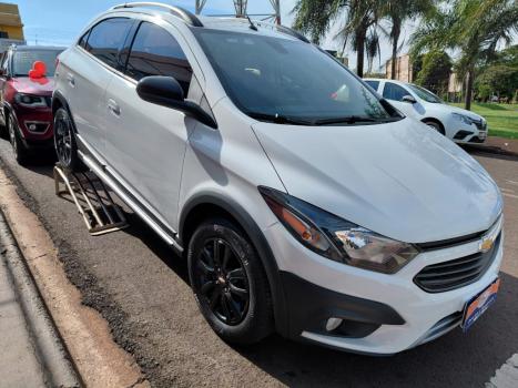 CHEVROLET Onix Hatch 1.4 4P FLEX ACTIV, Foto 4