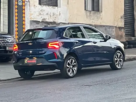 CHEVROLET Onix Hatch 1.0 12V 4P FLEX PREMIER 2 TURBO AUTOM�TICO, Foto 2