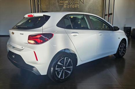 CHEVROLET Onix Hatch 1.0 12V 4P FLEX LT TURBO, Foto 5