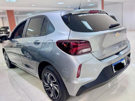 CHEVROLET Onix Hatch 1.0 12V 4P FLEX LT TURBO AUTOM�TICO, Foto 4