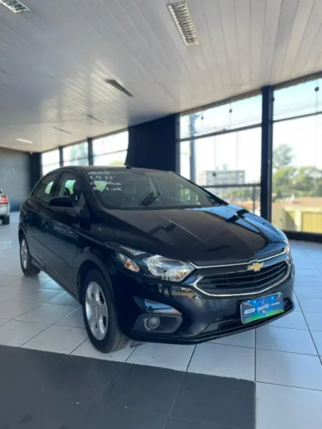 CHEVROLET Onix Hatch 1.4 4P FLEX LT, Foto 3