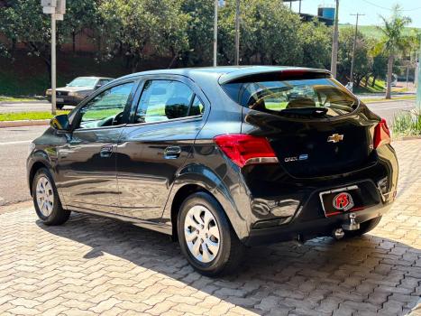 CHEVROLET Onix Hatch 1.0 4P FLEX LT, Foto 4
