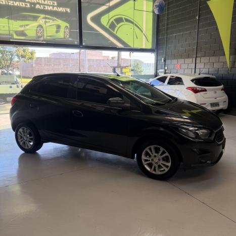 CHEVROLET Onix Hatch 1.0 4P FLEX LT, Foto 4