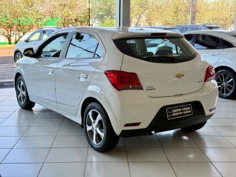 CHEVROLET Onix Hatch 1.4 4P FLEX LT, Foto 4