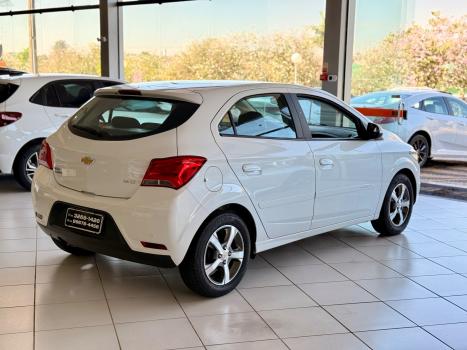 CHEVROLET Onix Hatch 1.4 4P FLEX LT, Foto 6