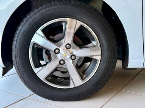CHEVROLET Onix Hatch 1.4 4P FLEX LT, Foto 14