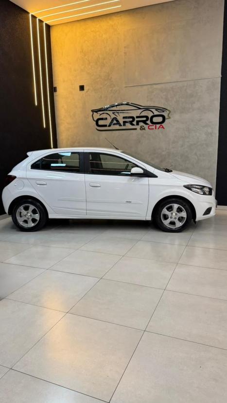 CHEVROLET Onix Hatch 1.4 4P FLEX ACTIV, Foto 4