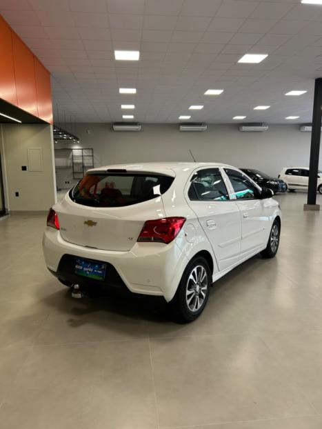 CHEVROLET Onix Hatch 1.0 12V 4P FLEX LT, Foto 5