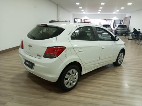 CHEVROLET Onix Hatch 1.4 4P FLEX LT AUTOM�TICO, Foto 9