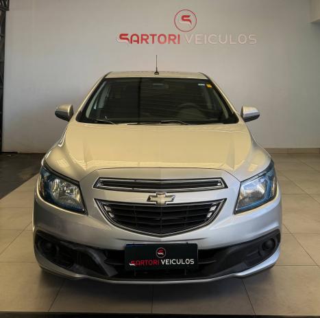 CHEVROLET Onix Hatch 1.4 4P FLEX LT, Foto 2