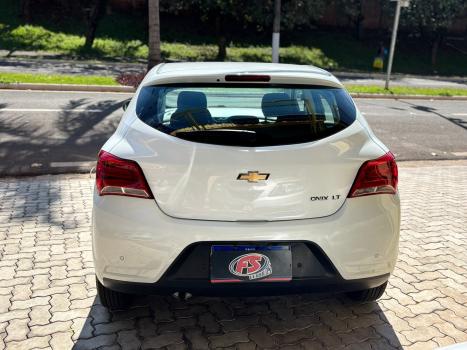 CHEVROLET Onix Hatch 1.0 4P FLEX LT, Foto 5