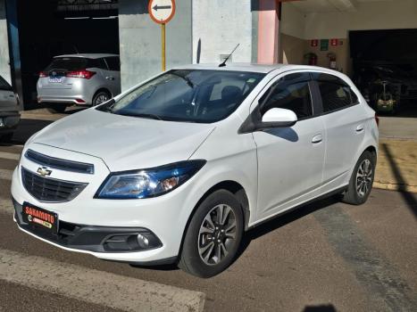 CHEVROLET Onix Hatch 1.4 4P FLEX LTZ, Foto 4