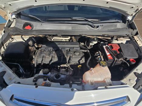 CHEVROLET Onix Hatch 1.4 4P FLEX LTZ, Foto 13