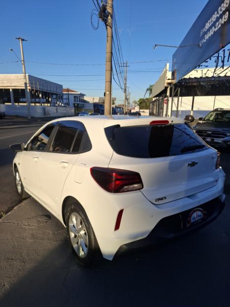 CHEVROLET Onix Hatch 1.0 12V 4P FLEX LT TURBO, Foto 4