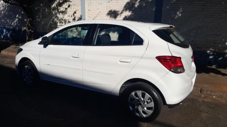 CHEVROLET Onix Hatch 1.4 4P FLEX LT, Foto 5