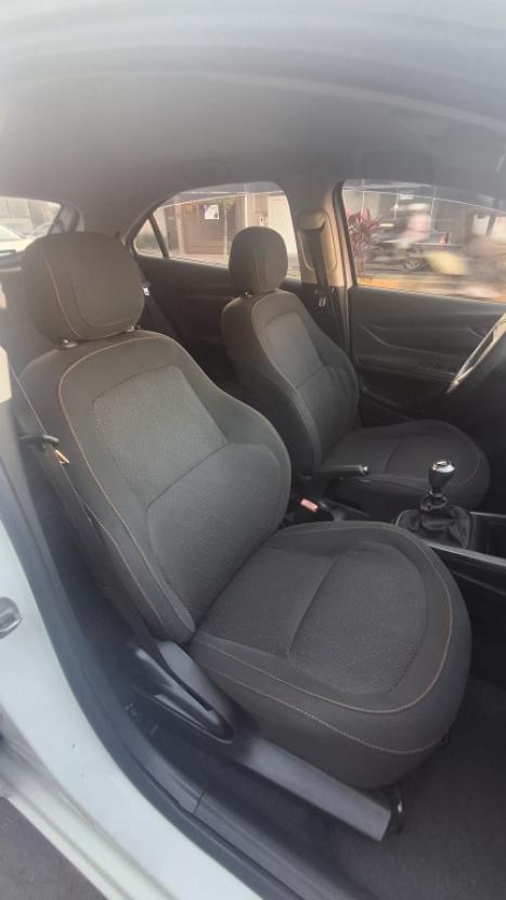 CHEVROLET Onix Hatch 1.4 4P FLEX LTZ, Foto 6