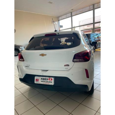 CHEVROLET Onix Hatch 1.4 4P FLEX LT, Foto 5