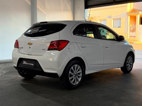 CHEVROLET Onix Hatch 1.4 4P FLEX LT, Foto 5