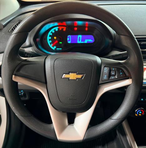 CHEVROLET Onix Hatch 1.4 4P FLEX LT, Foto 15